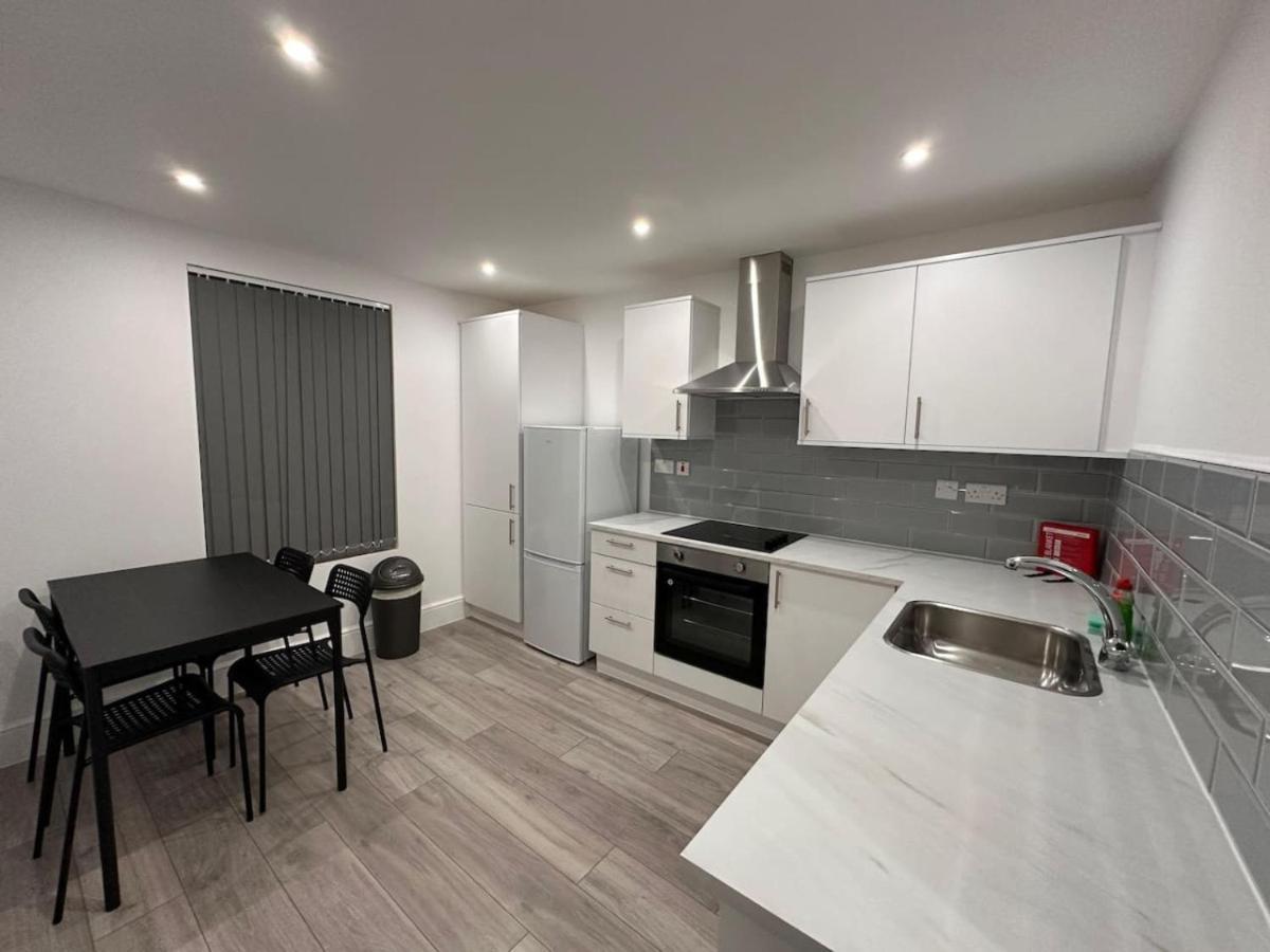 Modern Central London Room Zone1 Exterior photo